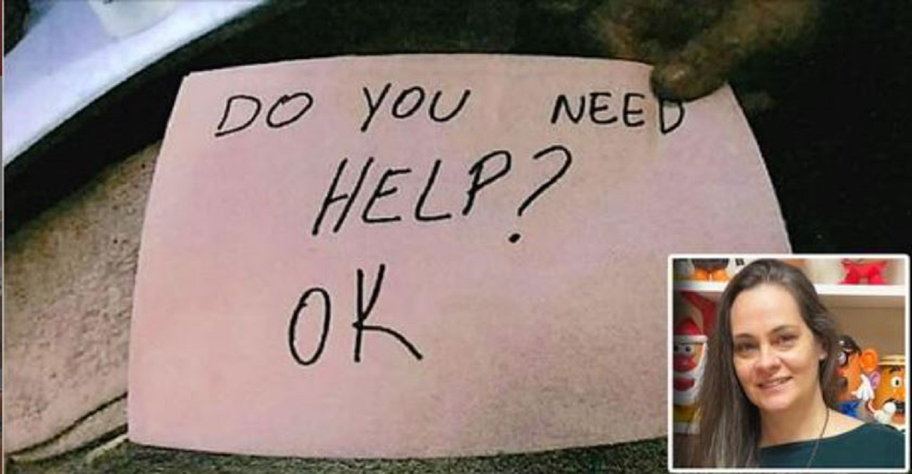 Une serveuse de Floride appelle la police pour signaler qu’une famille refuse de nourrir un garçon couvert d’ecchymoses