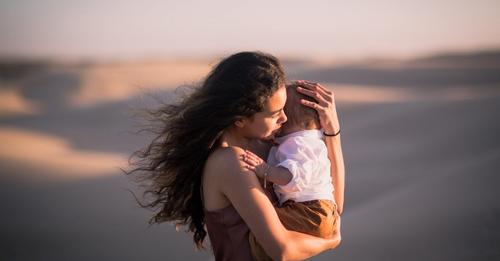 Ne t’inquiète pas de grandir sans un père : tu pourras toujours compter sur moi, ta maman